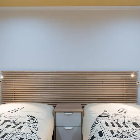 Feels Like - Bica Music Apartman